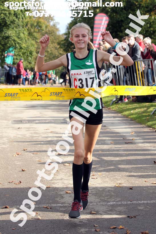 Girls under-13 3 stage road relay, 2019 ERRA 6 and 4 Stage Relay and Young Athletes.  Photo: David T. Hewitson/Sports for All Pics
